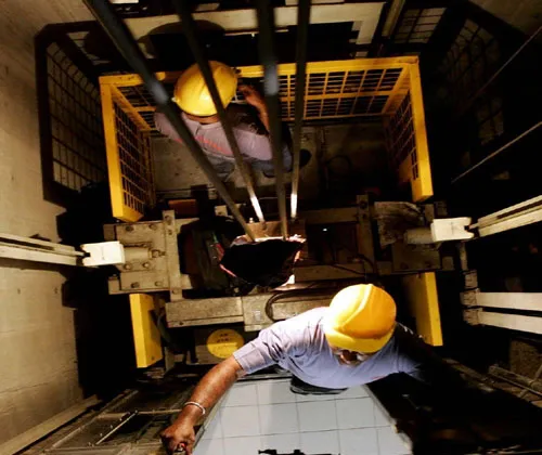 Vertinova Car Parking Elevator Installation